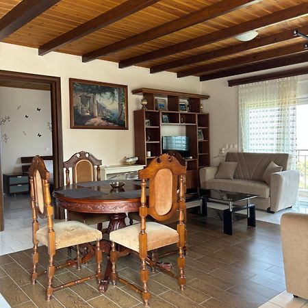 -Tsiakos Apartment- In Vryses Kyparissia Exterior foto
