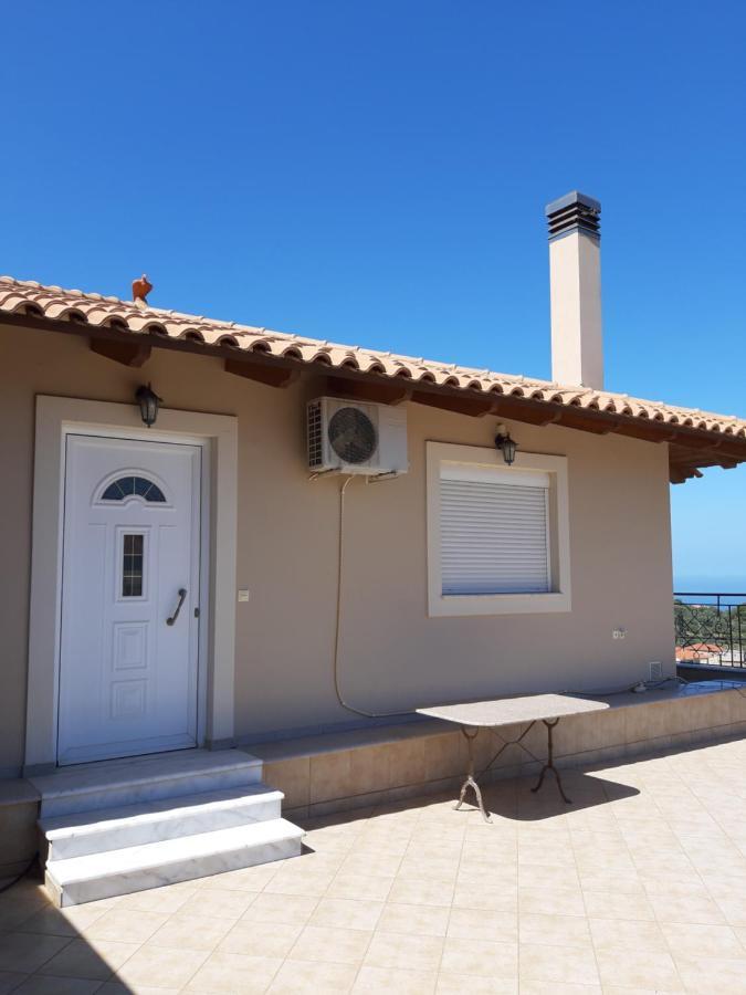 -Tsiakos Apartment- In Vryses Kyparissia Exterior foto